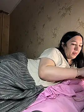 Naughtbaby_2025 Obrolan Langsung XXX