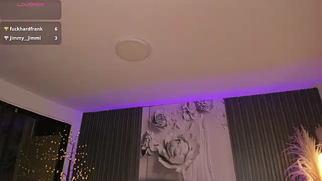 ShaniaDaniels Chat XXX live