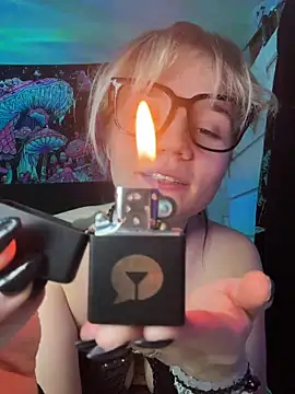 CutiepiespanksのライブXXXチャット