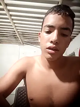 โชว์เว็บแคมของ Big-DickHot