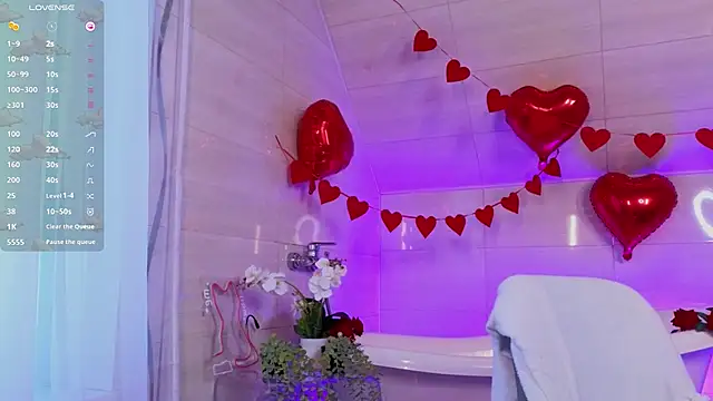 WICKEDEMBER: онлайн-секс-чат