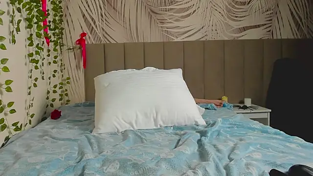 AdeleSilvy Adlı Modelin Canlı XXX Sohbeti