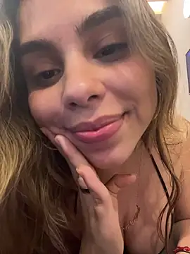 crisbell_lopez Adlı Modelin Canlı XXX Sohbeti