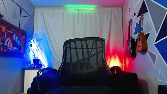 MagnusFrost live XXX chat