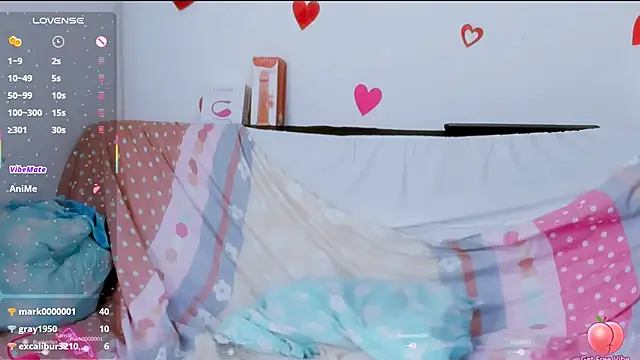 mystery_couple0n Webbikameraesitys