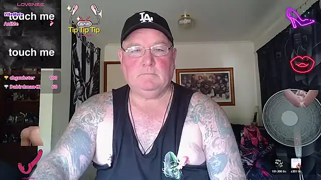 Онлайн чат XXX KINKYBLUEYES69