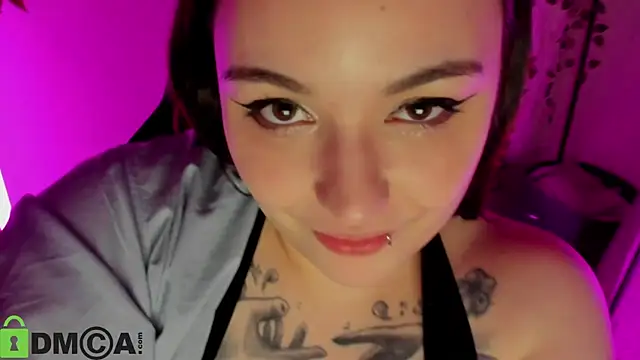 XXX chat uživo modela Mia_R0ss