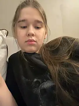 HornyGirlH Obrolan Langsung XXX