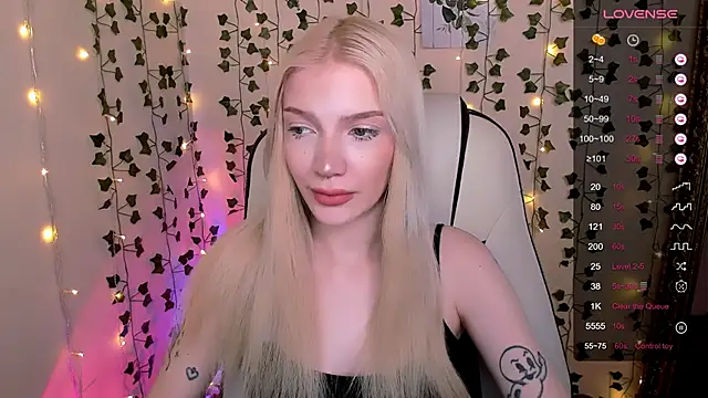 AnyaTaylor_ লাইভ XXX চ্যাট