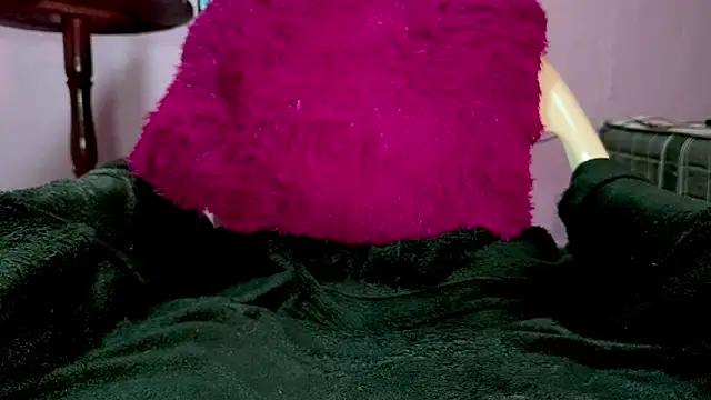 SEXYTRAV18 Webcam show