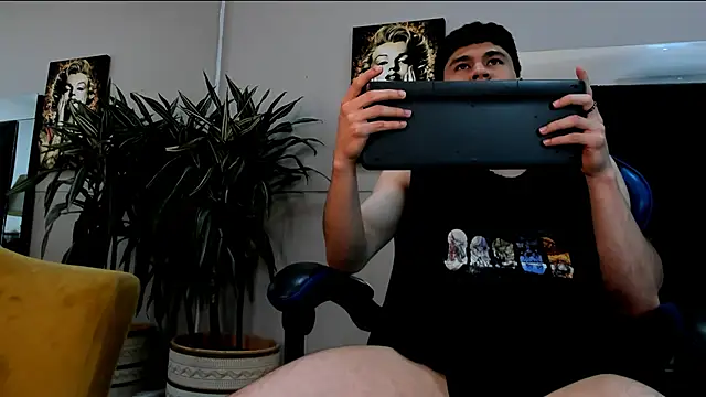 Chat XXX en directo de roan_birkin