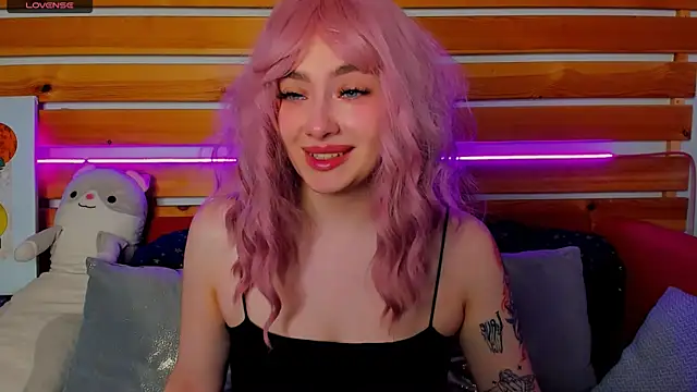 Emily_Tylerr élő XXX-chatje