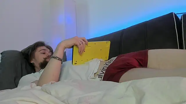 Chat +18 de Lev_Miller ao vivo