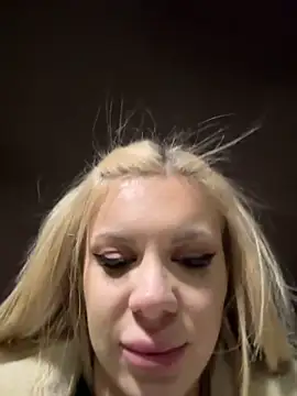 Webkamerová show AlyssaFoxx_