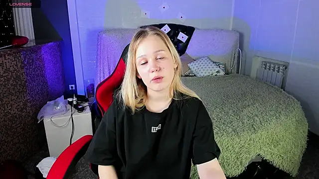 FallenLane élő XXX-chatje