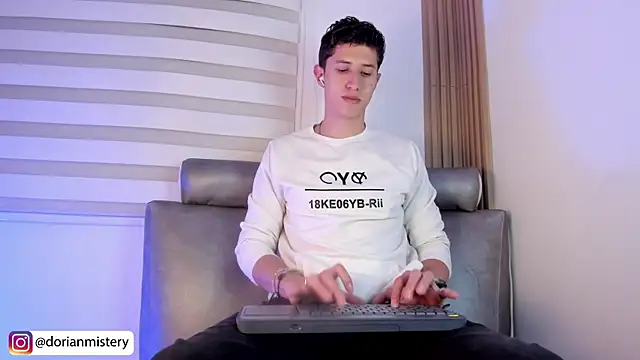 Živý XXX chat Dorianmistery2322_