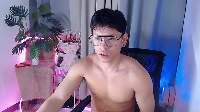 pinkcock_froi2305 live XXX chat