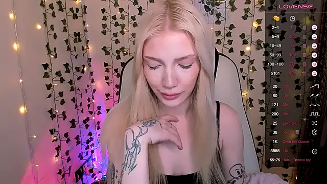 AnyaTaylor_ Adlı Modelin Canlı XXX Sohbeti