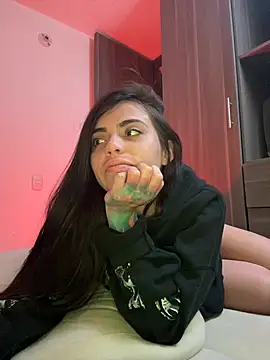 i_am_nina_ 即時 XXX 聊天