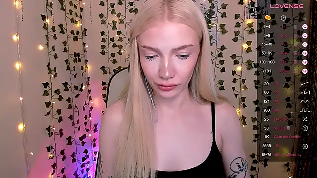 Chatroom XXX en direct de AnyaTaylor_