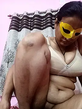 Gullapi élő XXX-chatje