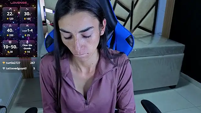 Chat +18 de Maily_a_ ao vivo