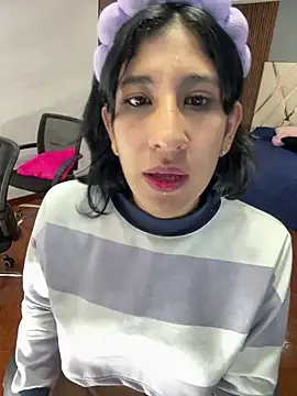 Czat XXX na żywo – Violet_rousse7