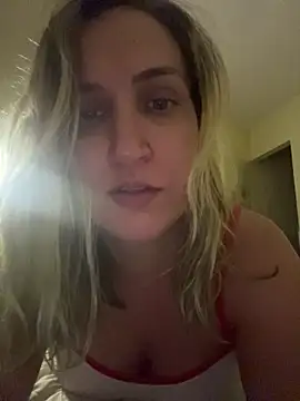 Chat XXX ao vivo de Bia_sexynovaes