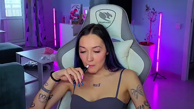 Im_suka: онлайн-секс-чат