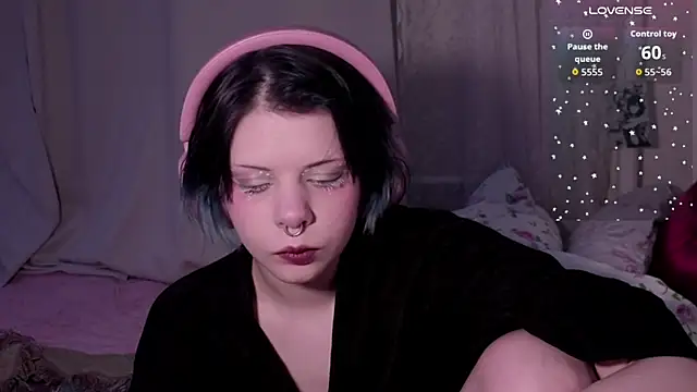 Alice_Zev: онлайн-секс-чат