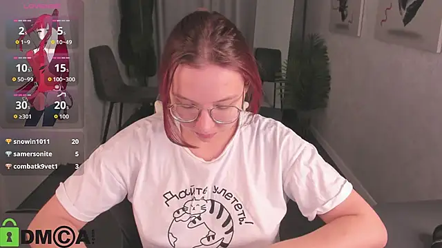 Nuura_Moore: онлайн-секс-чат