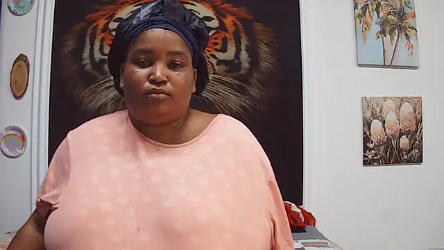 Chat XXX en directo de MassiveBoobsxxxx