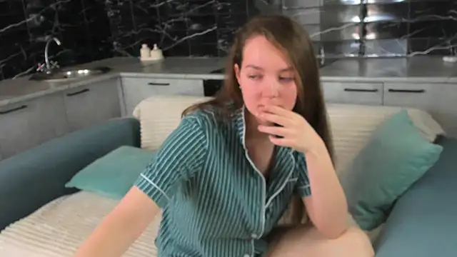 Chat +18 de KatheyWasinger ao vivo