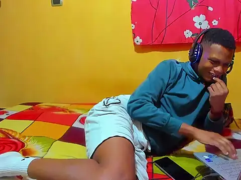 aunstin_farid1 Chat XXX live