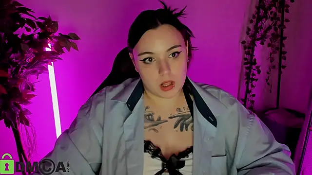 Chat +18 de Mia_R0ss ao vivo