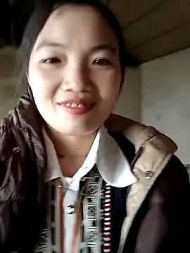 ngan-cute Live XXX-chat