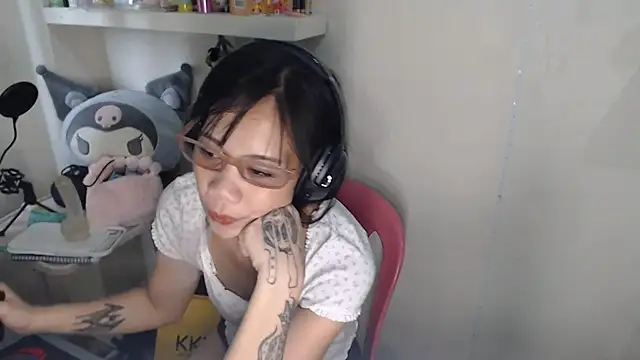 GloryKulikowski Pertunjukan Webcam