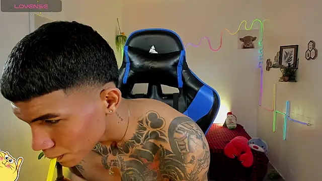 Damian_latinxxx Pertunjukan Webcam