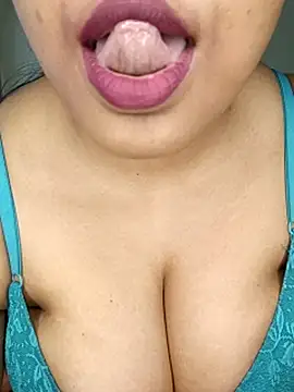 sex-withcouple webcam show