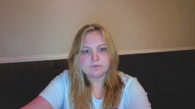 PhatAssBlond's Webcam Show