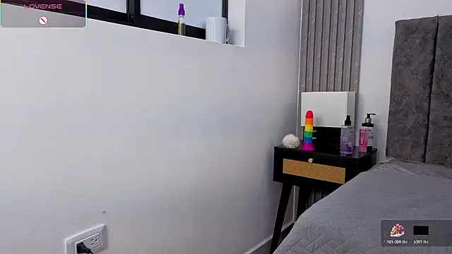 Ema_Stone65 élő XXX-chatje