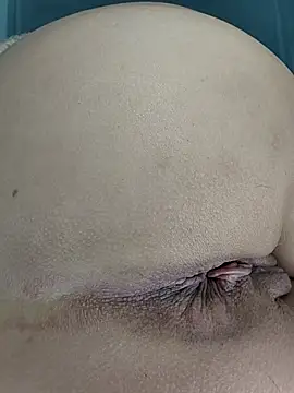 estrella_tastyのライブXXXチャット