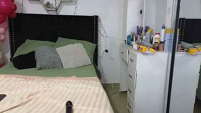 charlotte_077 现场XXX聊天