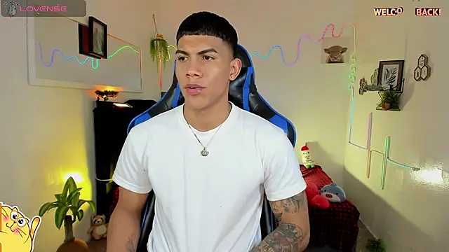 Damian_latinxxx লাইভ XXX চ্যাট