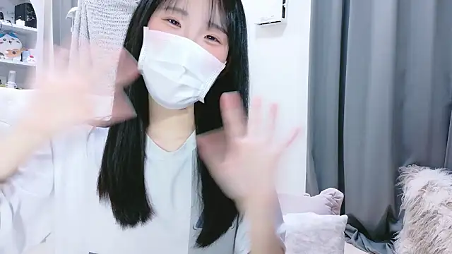 XXX chat uživo modela Hina4583