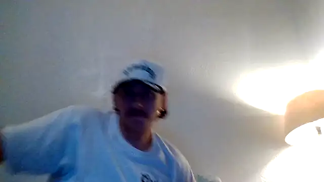 Tallhungandcloudyn Live XXX chat