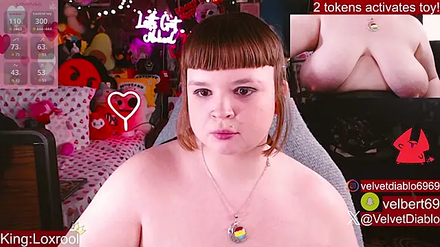 دردشة VelvetDiablo الجنسية المباشرة