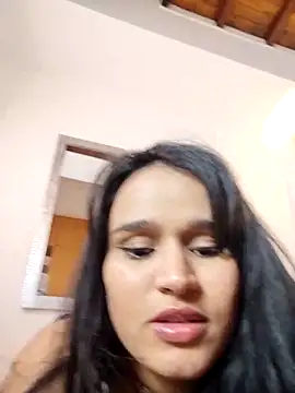 lia_sexx19 élő XXX-chatje