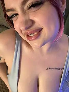 Chatroom XXX en direct de KellyMoors