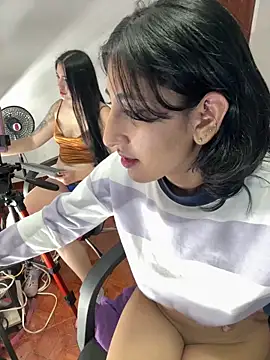 Chat +18 de Violet_rousse7 ao vivo